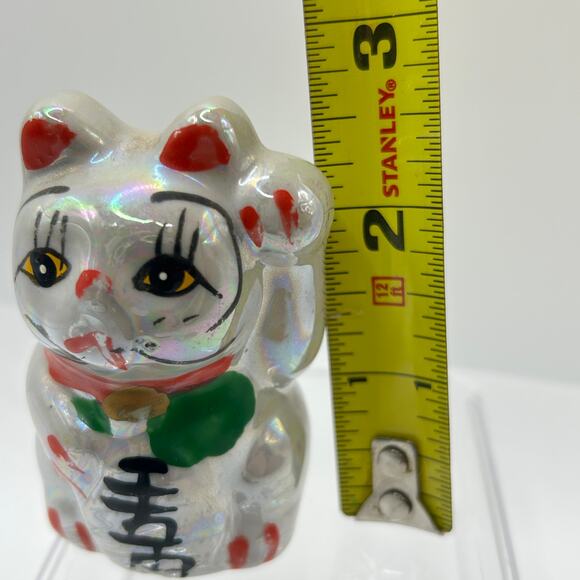 Small 2.5 in White iridescent Ceramic Maneki Neko Good Luck Cat with Gold Coin - Picture 1 of 7